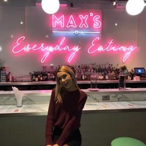 Meet your Posher, Victoria